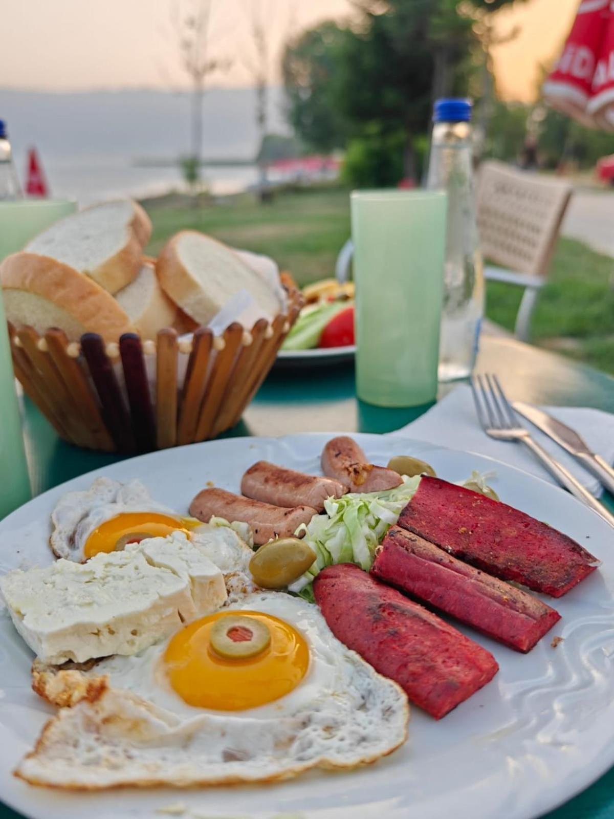 Hotel Ariston Struga Exteriér fotografie