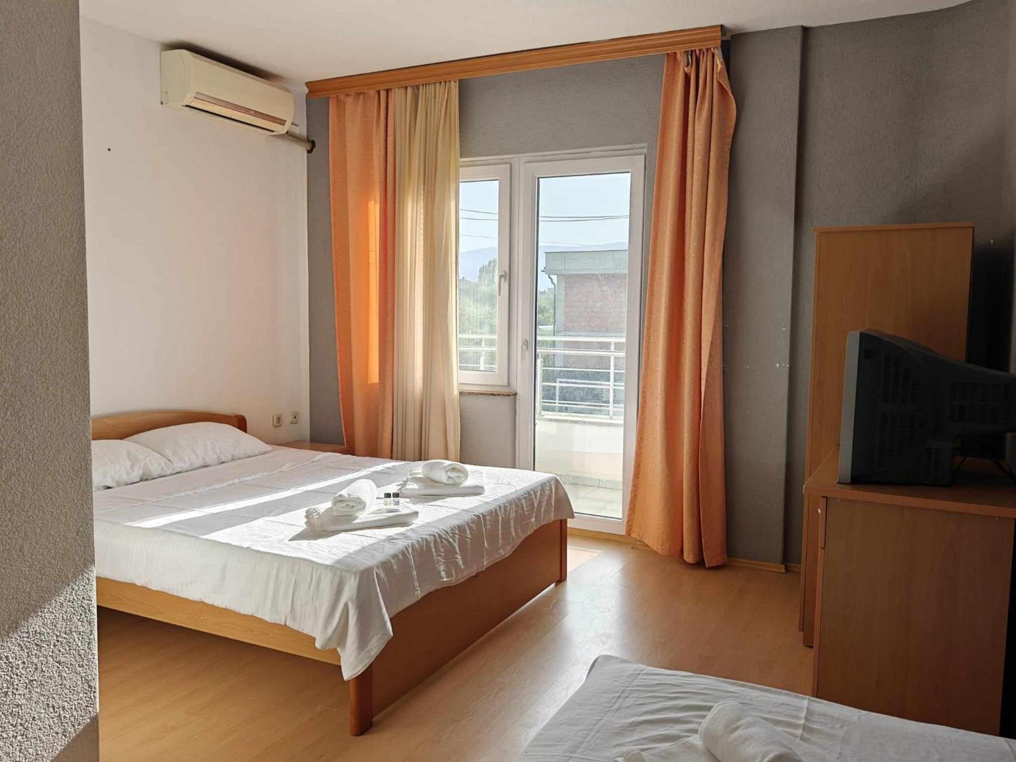 Hotel Ariston Struga Exteriér fotografie